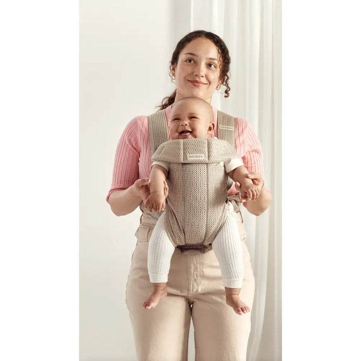 BabyBjorn Mini Baby Carrier, Soft &amp; Lightweight Mesh Fabric, 3 Carrying Positions, Ergonomic Hip and Head Support, Adjustable Waistbelt &amp; Cross Straps, Easy to Use, Birth to 12 Months (upto 11kg) - Grey Beige