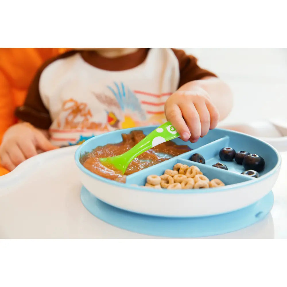 Munchkin Suction Plate for Babies &amp; Toddlers – Strong Suction Base with Deep Sides, BPA-Free, 6+ Months - Blue