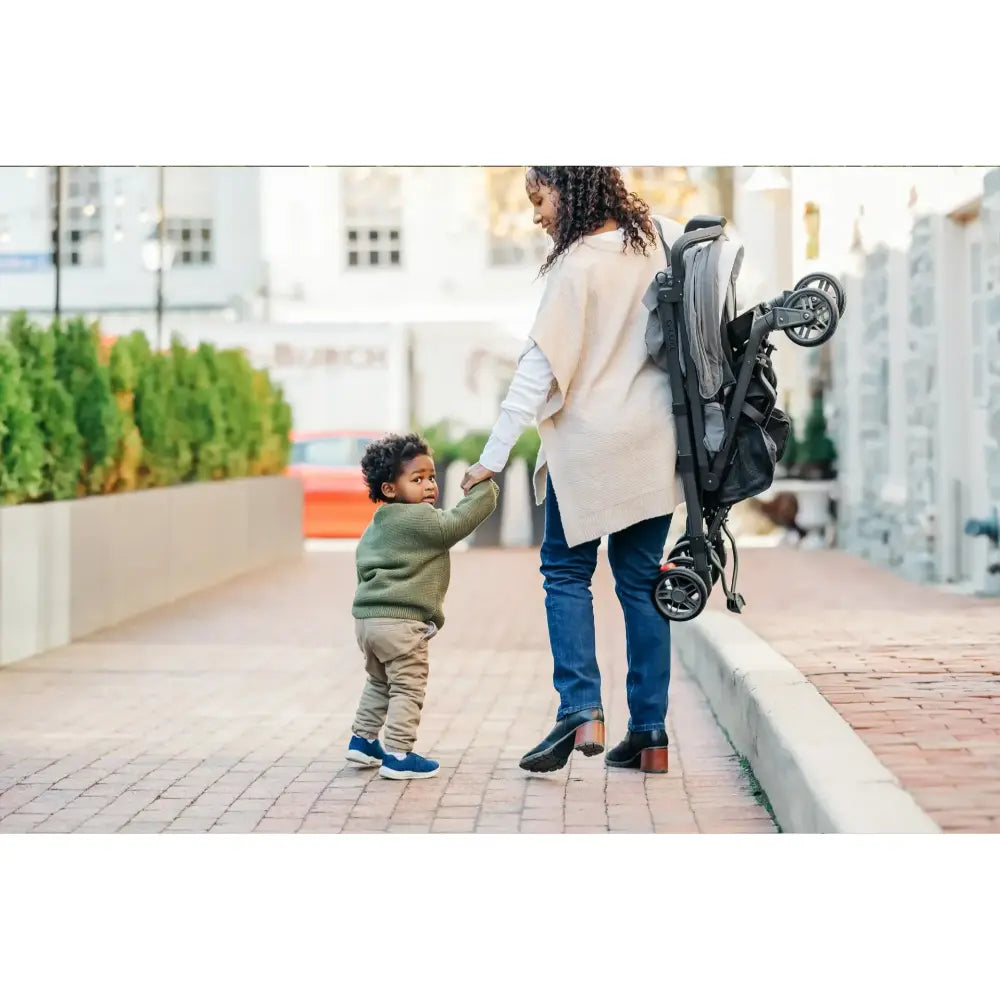 UPPAbaby G-Luxe Lightweight Compact Stroller, Easy Fold, Flat Recline, Travel Friendly, Includes Cup Holder, Carry Strap, Sun Canopy up to 4 years - Charcoal/Greyson