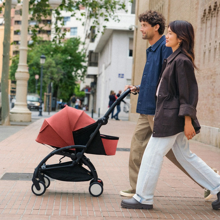 Stokke YOYO⁵ Newborn Pack | Fully Flat Newborn Seat | Newborn Stroller Attachment | 0–6 Months | Lightweight &amp; Compact | 5-Point Safety Harness | Ventilation Windows | Black