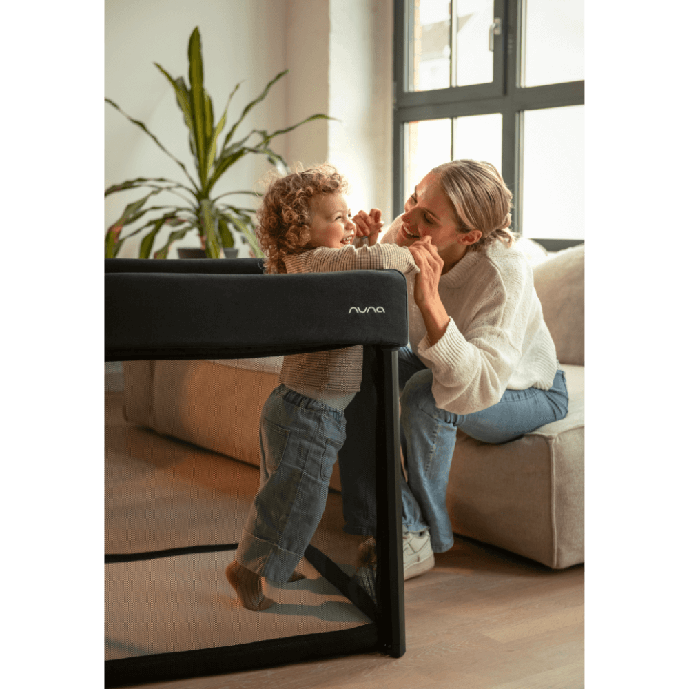 Nuna Playard Paal Caviar