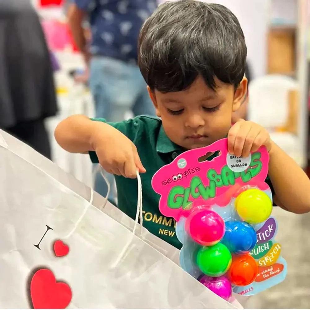 Scoobies Glowballs - 6 Vibrant Colours