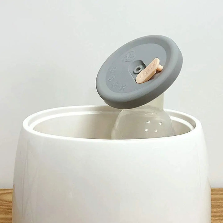 Haakaa Gen. 2 Silicone Breast Pump &amp; Cap Set – Improved Suction &amp; Comfort – 100ml – Grey
