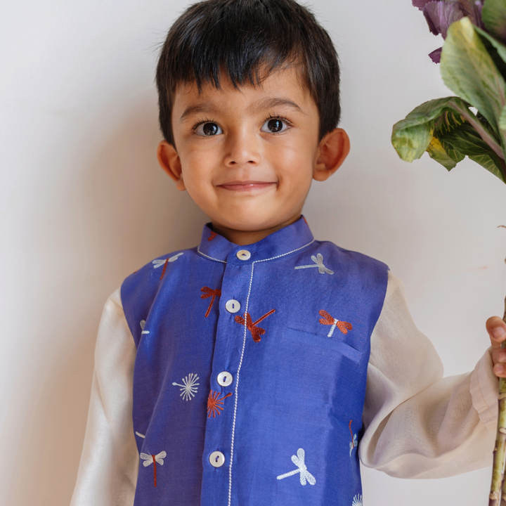 Dulaar Chanderi Kurta Pyjama &amp; Bandi Set - Dancing with Dragonflies