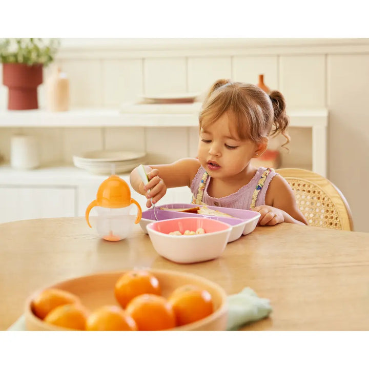 Munchkin Click Lock Tip &amp; Sip Weighted Straw Cup with Handles – Spill-Proof Sippy Cup with Flip-Top Lid, 7oz, BPA-Free, 6+ Months - Orange