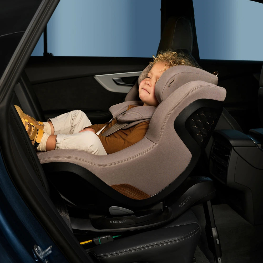 Maxi-Cosi Pearl Slide Pro i-Size All-in-One Car Seat, SLIDETECH®2 Technology, Rear and Forward Facing, 360° Rotation, 5 Recline Positions, Side Impact Protection, 3 Months - 4 Years, ISOFIX Included - Authentic Black