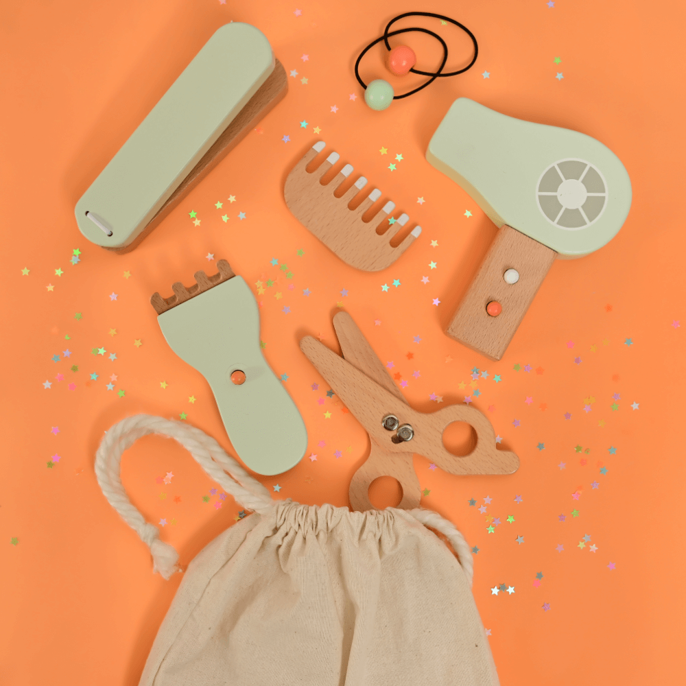 Playbox Comb &amp; Shine - Wooden Kids Hair Salon Playset