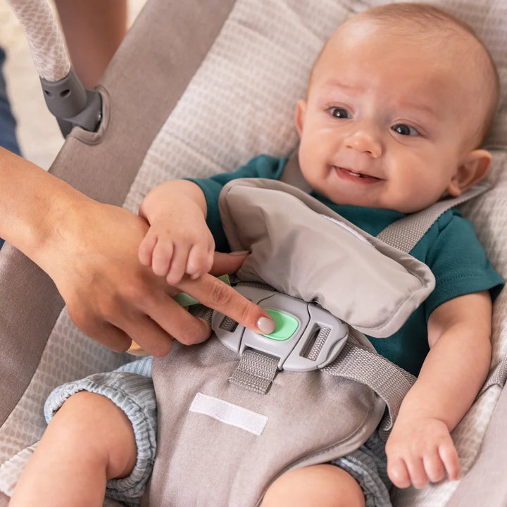 Ingenuity Keep InMotion Automatic Baby Rocking Seat with Soothing Vibrations &amp; Music, Remote Control, 0-6 months - Soulful Skies