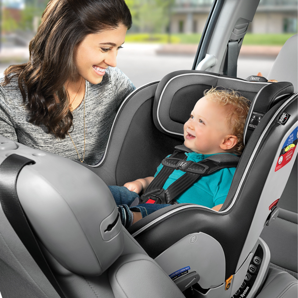 Chicco Nextfit Zip Baby Car Seat Carbon - Black