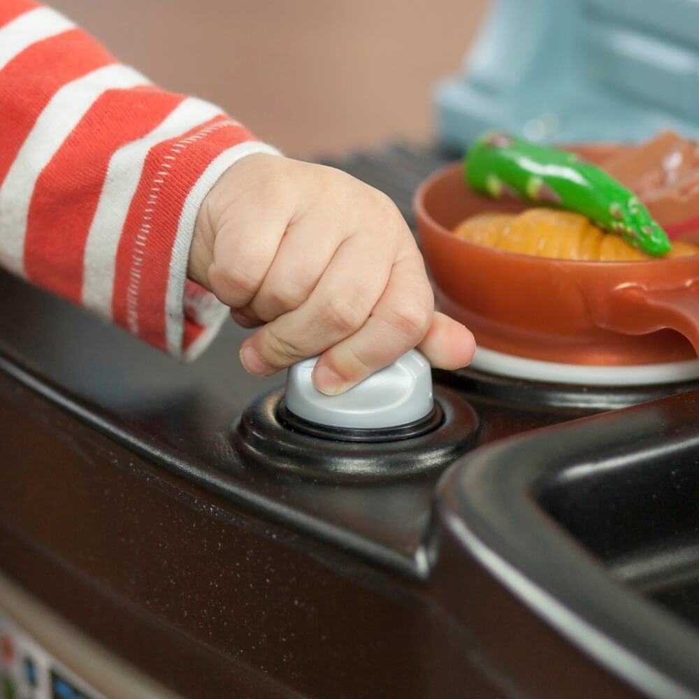 Step2 Best Chef’s Kitchen - 2+ years