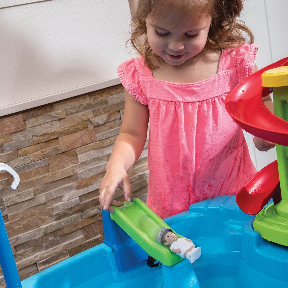 Step2 Fiesta Cruise Sand & Water Table