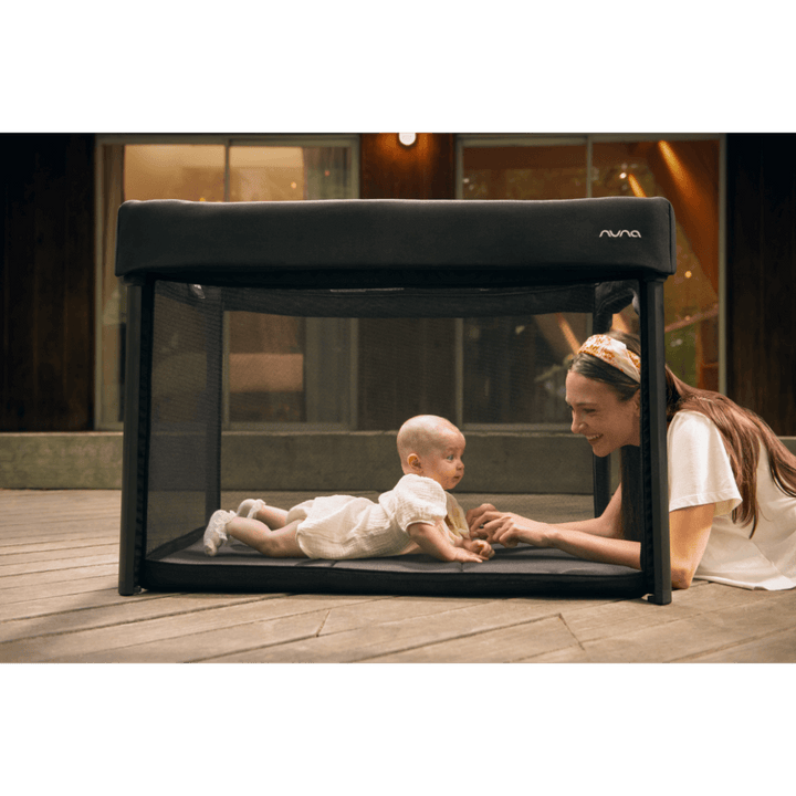 Nuna Playard Paal Caviar