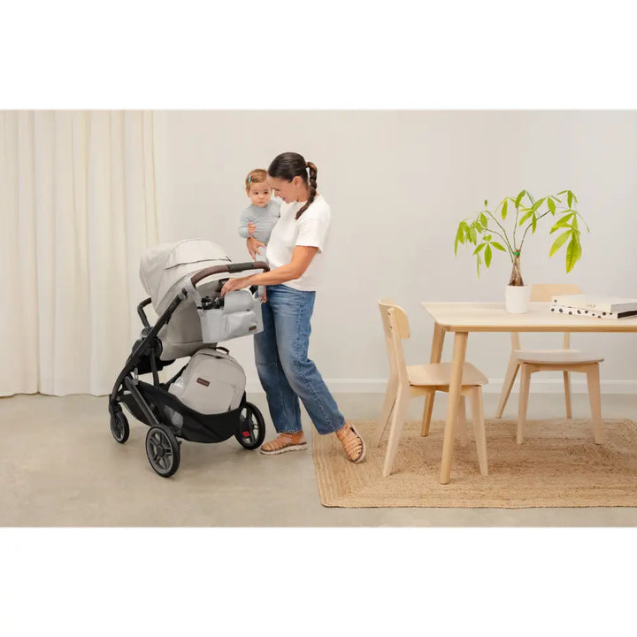UPPAbaby Cruz V3 Full-Size Stroller, Reversible Seat, One-Hand Fold, Travel System Compatible, From Birth to 22 kg - Savannah