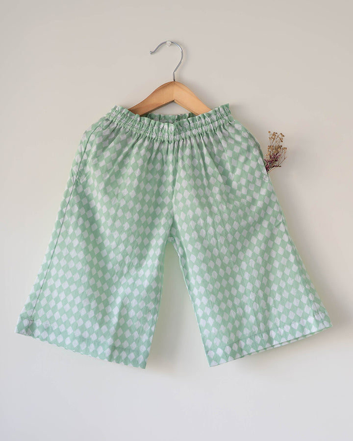 Love The World Today Wander Co-Ord Set In Sage Green Rhombus For Girls