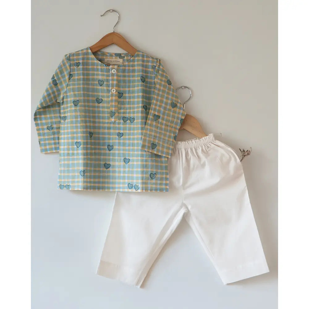 Love The World Today I want to be like Grandpa Kurta Pajama set in Blue Baked with Love Print - White