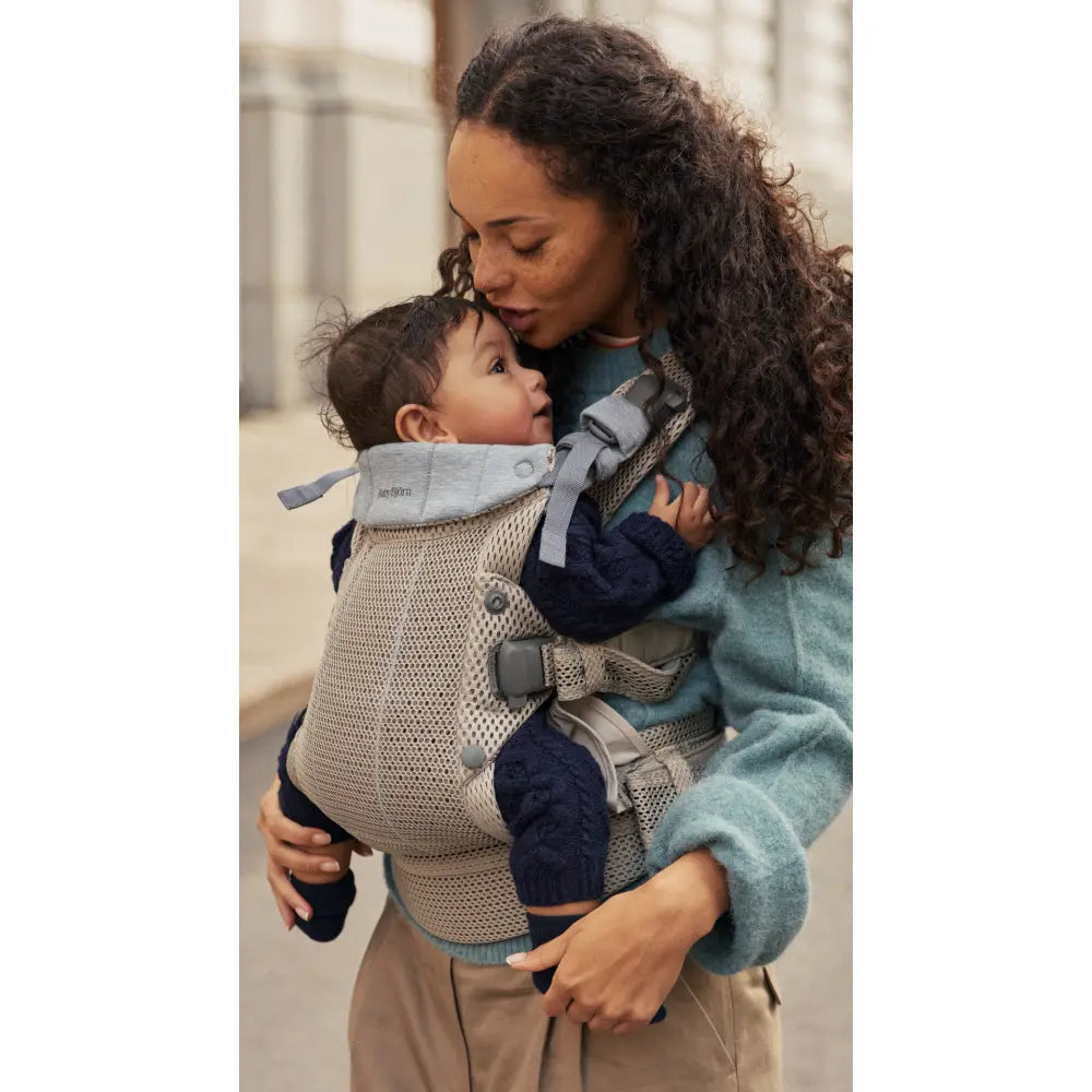 BabyBjorn Baby Harmony Carrier, 3D Mesh, Lightweight, Soft &amp; Breathable Newborn to Toddler Carrier, Adjustable Waistbelt &amp; Cross Straps, 4 Carry Positions, Birth - 3 Years (3-15Kgs) - Grey Beige