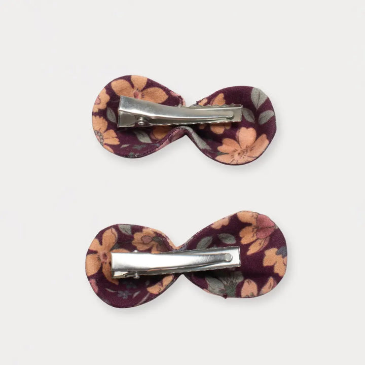 Early Sunday Penelope Clip - Garden Flowers Plum