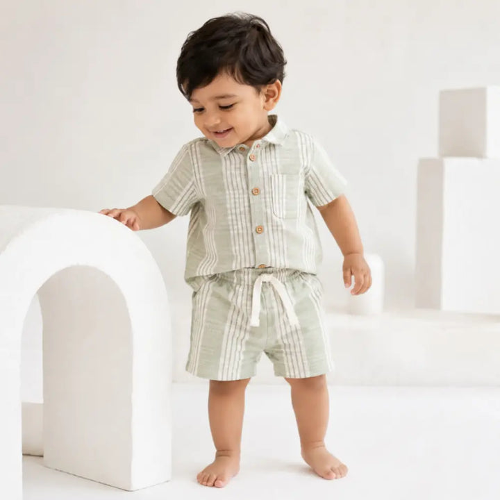 Pattuti Sustainable Seer-Sucker Set Of Co-Ord Set With Shirt + Shorts - Mint