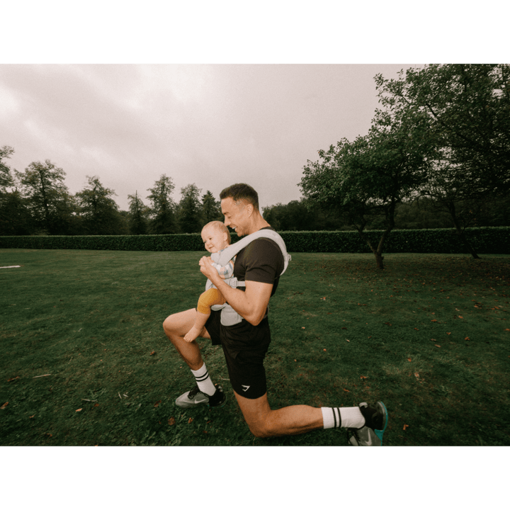 #color_Ergobaby-Omni-Deluxe-Baby-Carrier---Lightweight-Newborn-to-Toddler-Carrier-with-Breathable-Soft-Mesh,-Enhanced-Lumbar-Support,--Adjustable-Waistbelt-&amp;-Cross-Straps,-Privacy-Hood,-4-Carry-Positions,-6-Storage-Pockets,-3-20Kgs,-Birth---4-Years,--Pearl-Grey