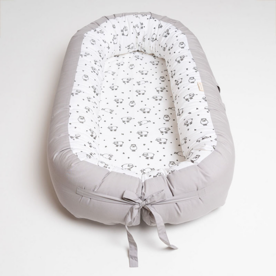 Aariro Cozy Nest - With Mosquito Net