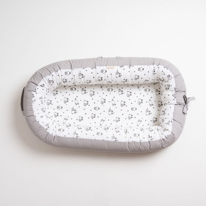 Aariro Cozy Nest - With Mosquito Net