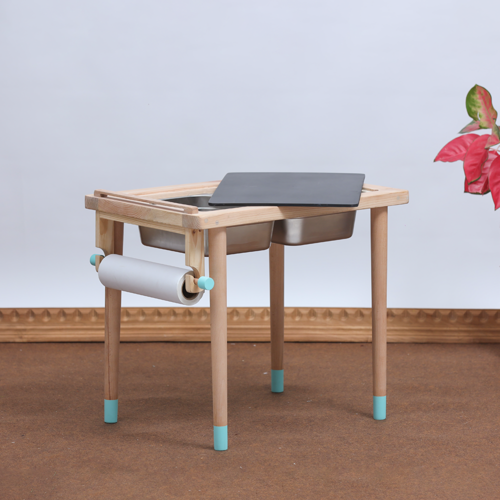 Ariro Sensory Table