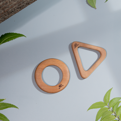 Ariro Wooden Teethers - Circle and Triangle