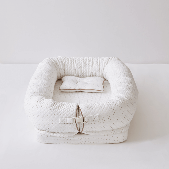 Annasimona Kids White &amp; Brown Polka Dot Newborn Baby Nest - White