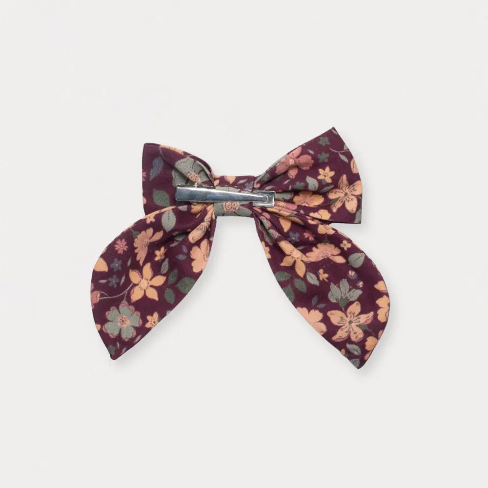 Early Sunday Audrey Clip - Garden Flowers Plum