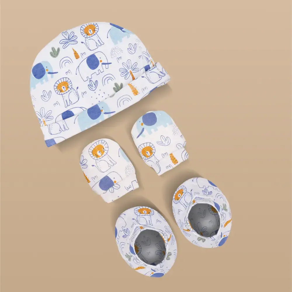 Prekies Newborn Cotton Cap, Mittens &amp; Booties Set Lion Print - White