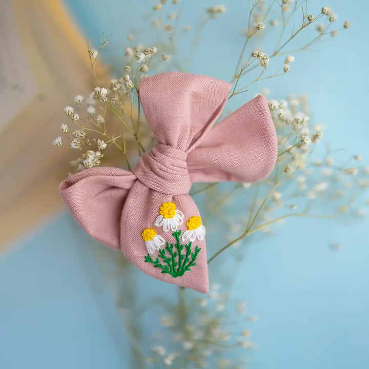 PureCloth.Co Daisy Delight Knot HairClip for Girls
