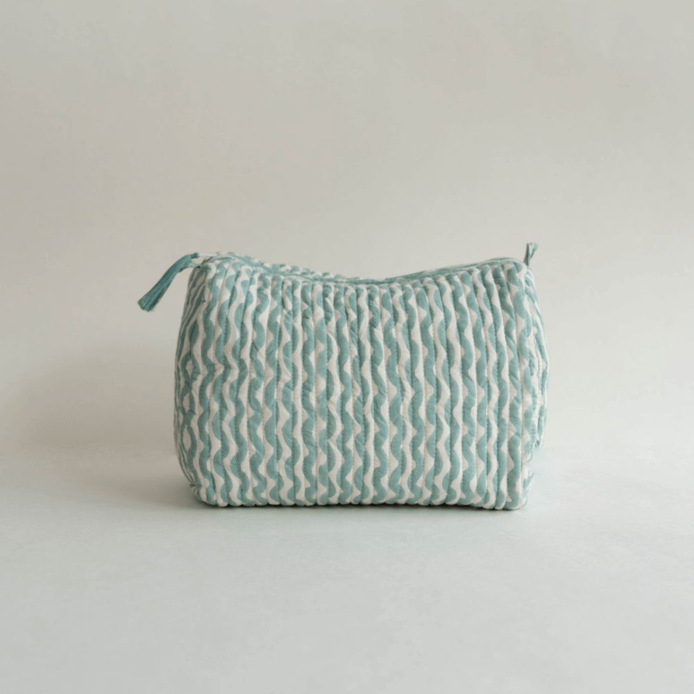 Raamae Baby Bundle (Quilt+Bib+Swaddle+Wash bag) - Moana