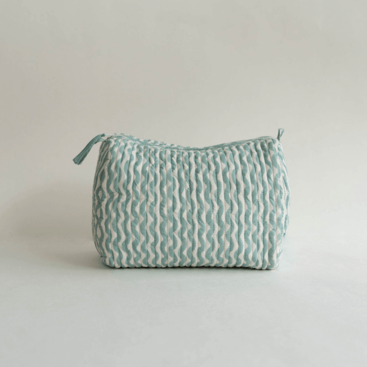 Raamae Baby Bundle (Quilt+Bib+Swaddle+Wash bag) - Moana