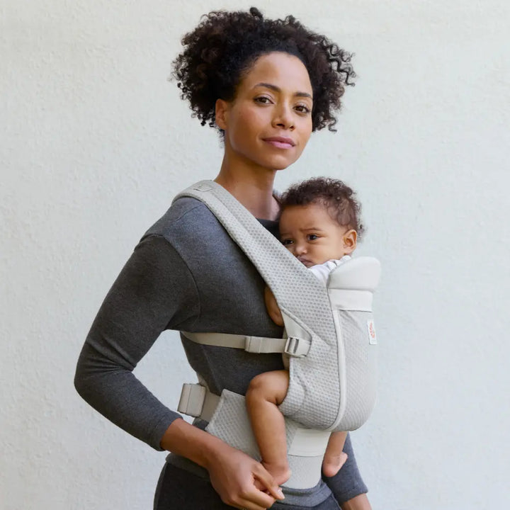Ergobaby Omni Lite Mesh Baby Carrier – Soft &amp; Ergonomic Carrier with Padded, Adjustable Cross Shoulder Strap, Bucket Seat, Perfect for Travel &amp; Everyday Use, 0M–2 Years, Pearl Grey