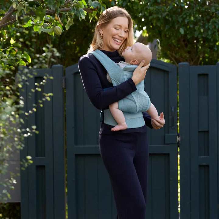 Ergobaby Omni Lite Mesh Baby Carrier – Soft &amp; Ergonomic Carrier with Padded, Adjustable Cross Shoulder Strap, Bucket Seat, Perfect for Travel &amp; Everyday Use, 0M–2 Years, Slate Blue