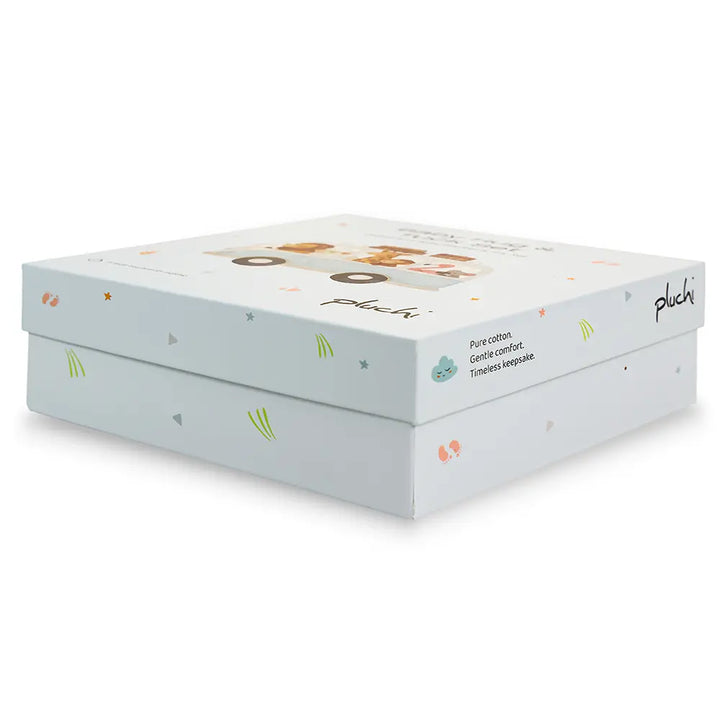Pluchi Gigi The Giraffe Hug &amp; Tuck Gift (Set of 2)