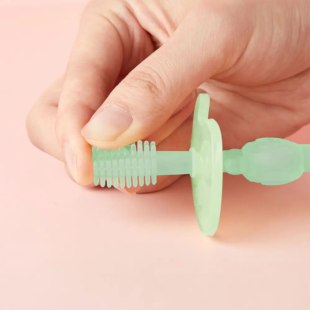 Haakaa 360° Silicone Toothbrush – Soft All-Round Bristles for Infant Oral Care – Lime