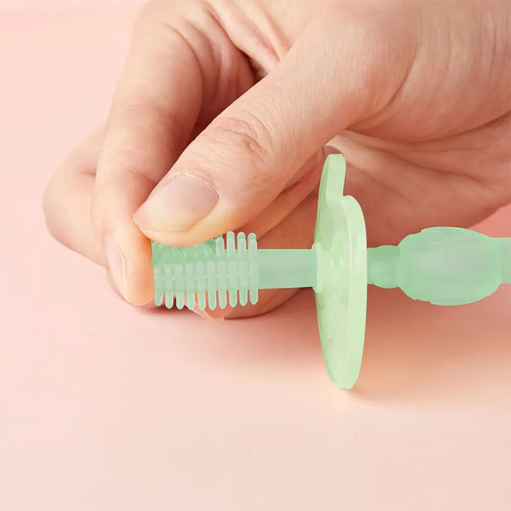 Haakaa 360° Silicone Toothbrush – Soft All-Round Bristles for Infant Oral Care – Lime