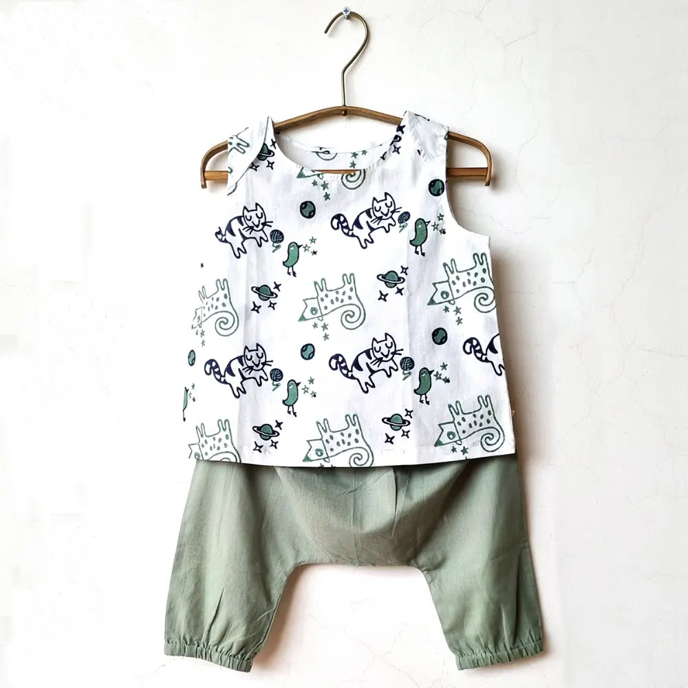 Whitewater Kids Unisex Organic Billi Mint Jhabla With Mint Pajama Pants