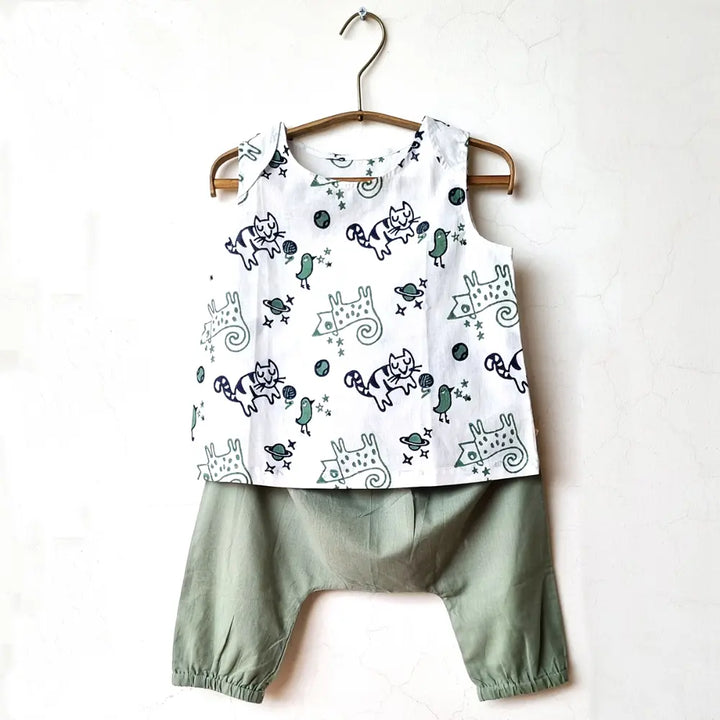 Whitewater Kids Unisex Organic Billi Mint Jhabla With Mint Pajama Pants