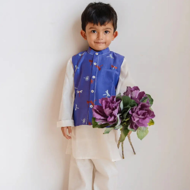 Dulaar Chanderi Kurta Pyjama &amp; Bandi Set - Dancing with Dragonflies