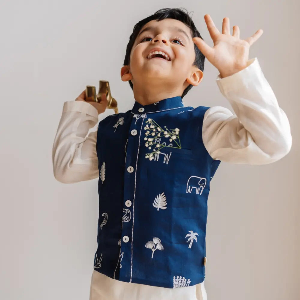 Dulaar Chanderi Kurta Pyjama &amp; Bandi Set - Magical Jungle