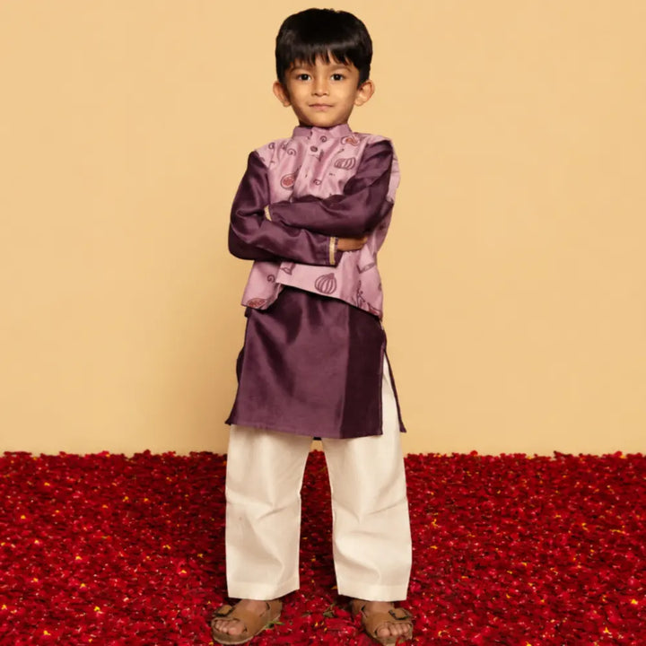 Dulaar Chanderi Kurta Pyjama &amp; Bandi Set | Hand-Block Printed - Meetha Anjeer