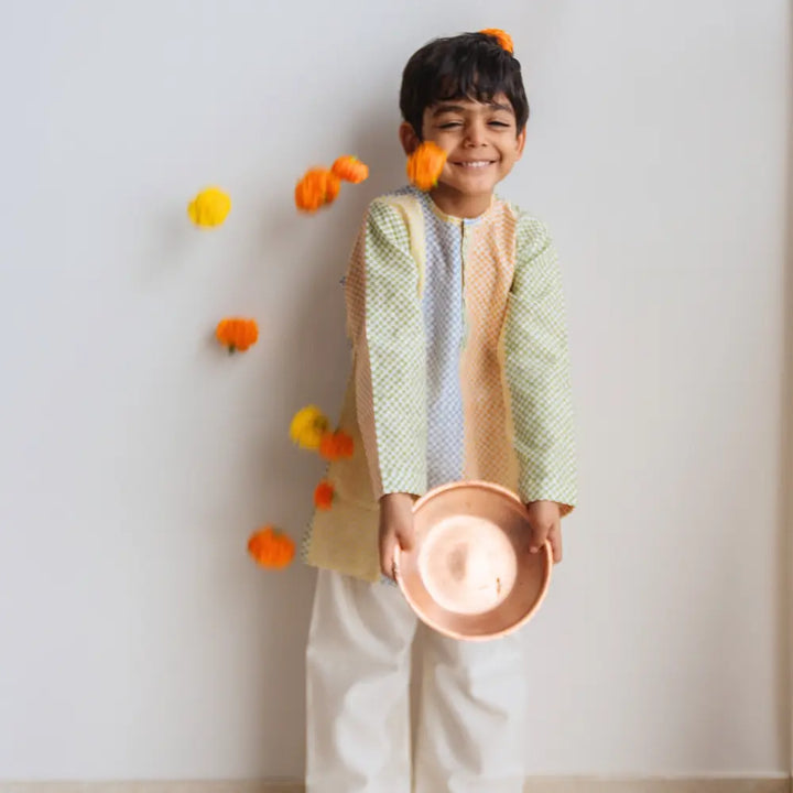 Dulaar Chanderi Kurta Pyjama Neutral Set - Spot The Checks