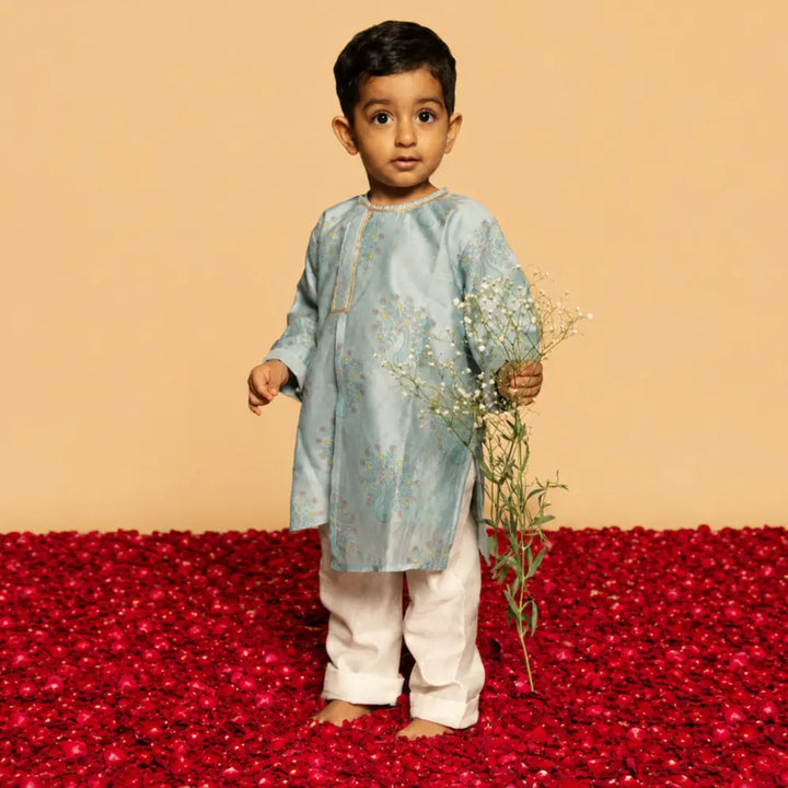 Dulaar Chanderi Kurta Pyjama Set | Hand-Block Printed (Gota Work) - Dil Mange Mor