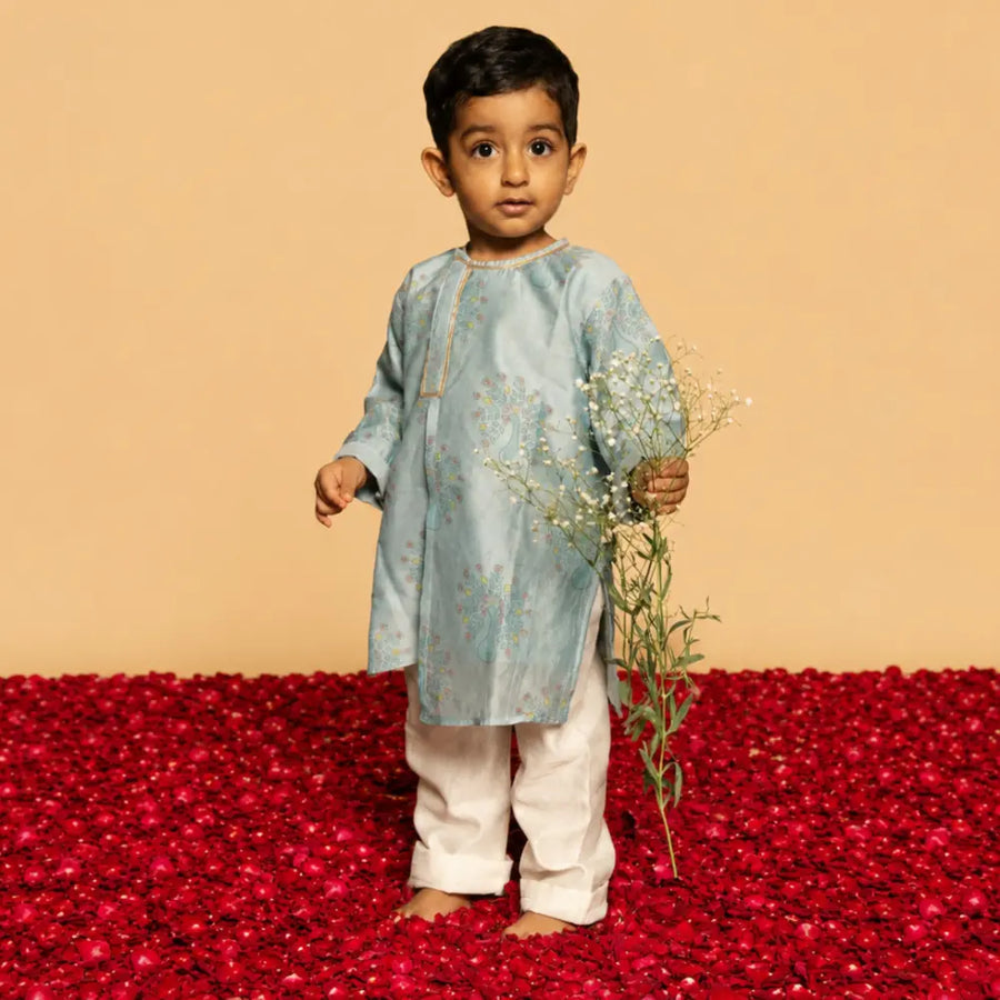 Dulaar Chanderi Kurta Pyjama Set | Hand-Block Printed (Gota Work) - Dil Mange Mor