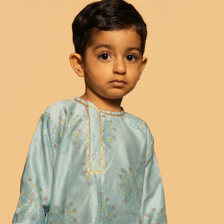 Dulaar Chanderi Kurta Pyjama Set | Hand-Block Printed (Gota Work) - Dil Mange Mor