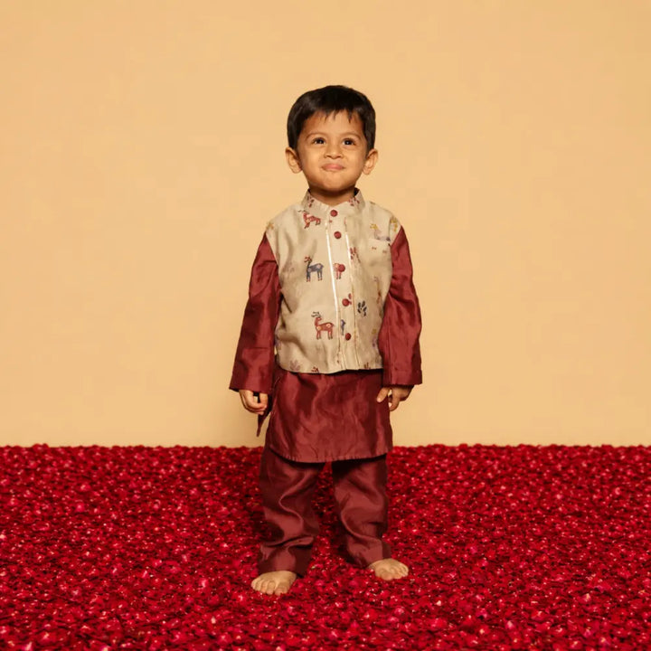 Dulaar Chanderi Kurta Pyjama &amp; Bandi Set | Hand-Block Printed (Gota Work) - Happy Hiran