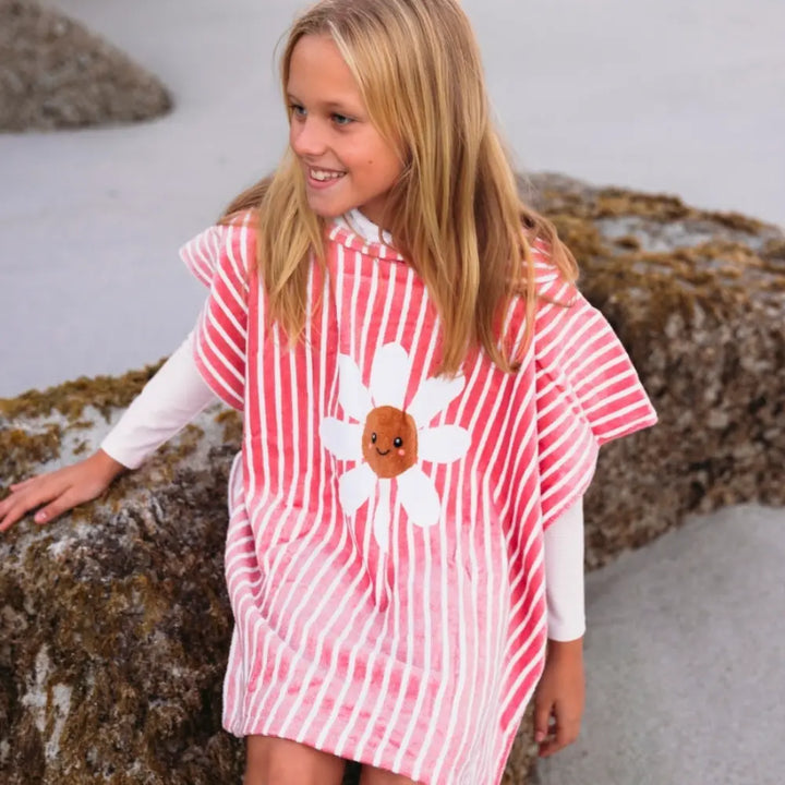 Swim Essentials Beach Poncho, Quick-Dry Kids Hooded Towel Poncho, 65 × 65 cm, Red/White - Daisy Flower