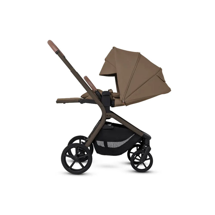 Silver Cross Breez Stroller &amp; Carry Cot Travel System Combo | Reversible Flat Recline Seat | Height Adjustable | All Terrain Suspension | One Hand Fold | Rain Cover &amp; Adaptors Included | Newborn to 4 Years | Up to 22kg - Maple